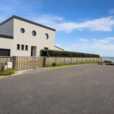 Le Roof - Front De Villa *